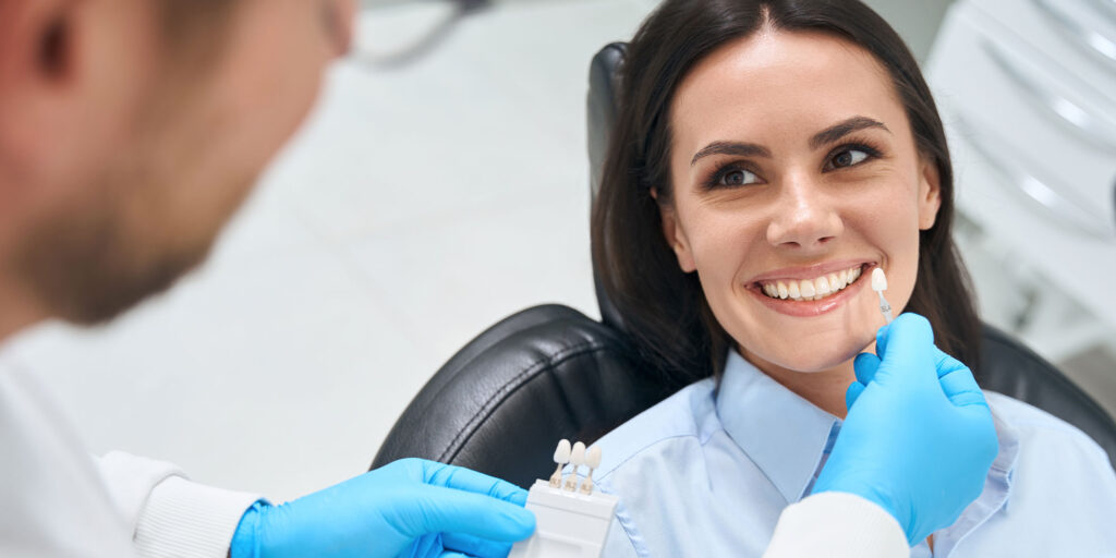 dr trying on veneer