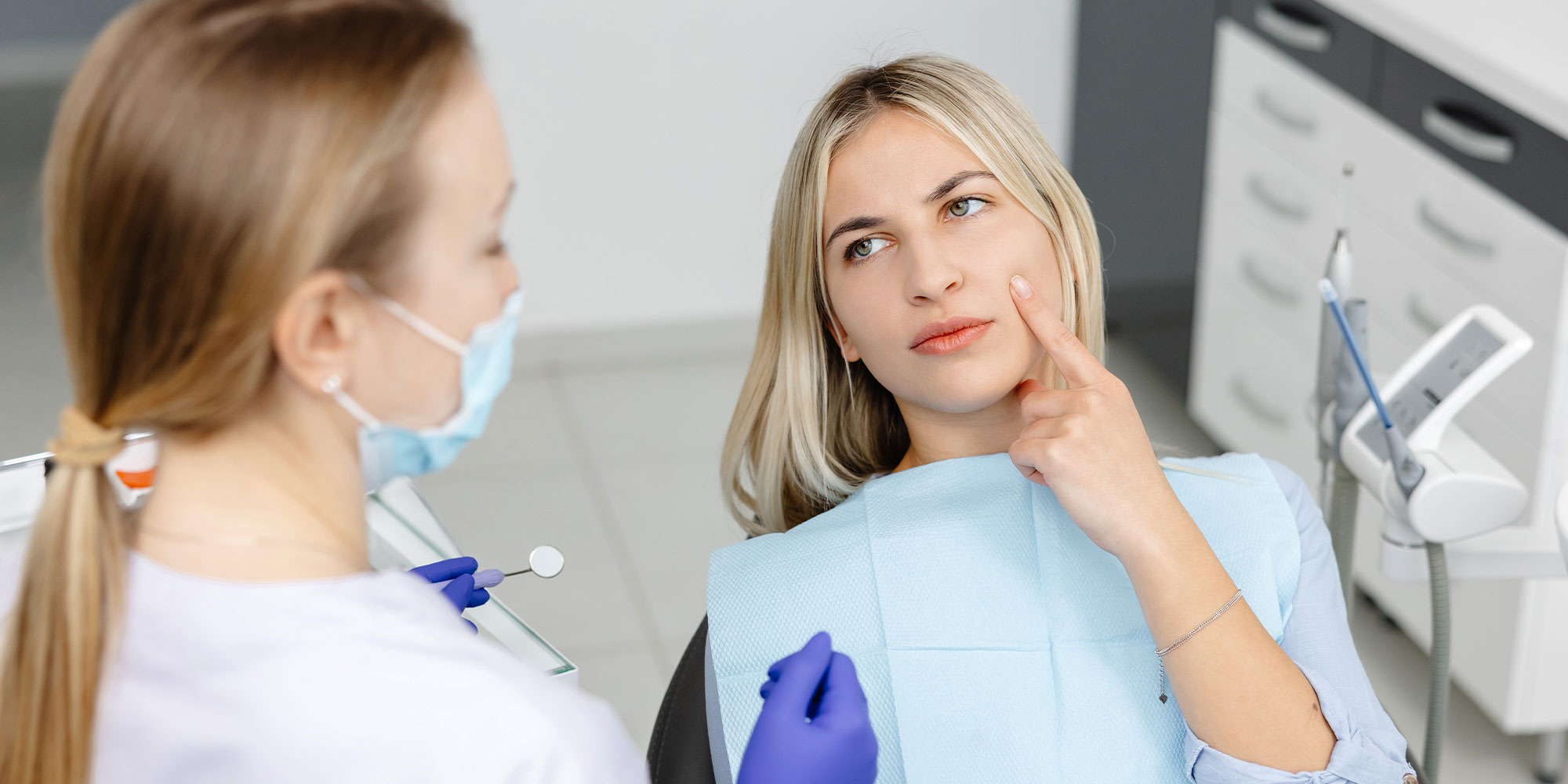 lady with gum disease hero mobile